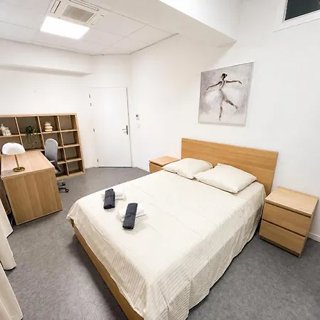 Cosy 5 100m2, Centre Ville, Draps Et Serviettes, Climatise, Parking Gratuit, Tgv, Arenes A Pied 5 Minutes * نيم